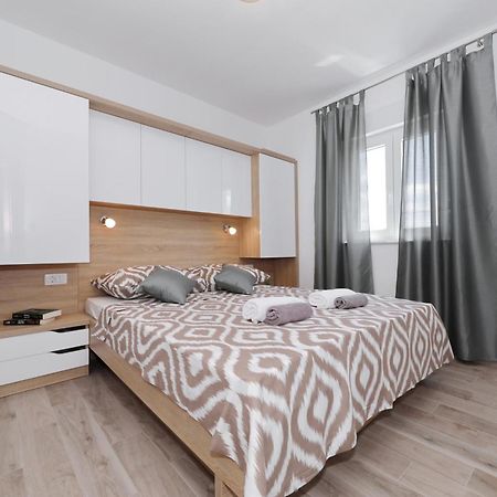 Villa Silver Стариград-Пакленица Екстериор снимка