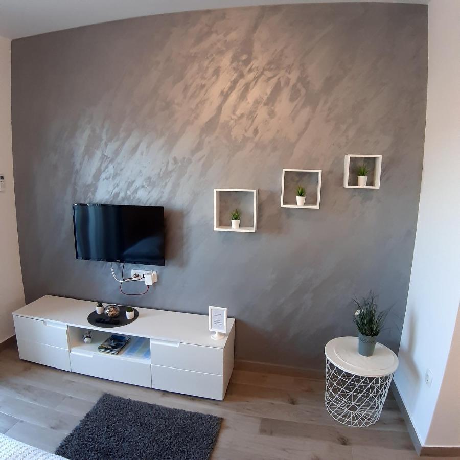 Villa Silver Стариград-Пакленица Екстериор снимка