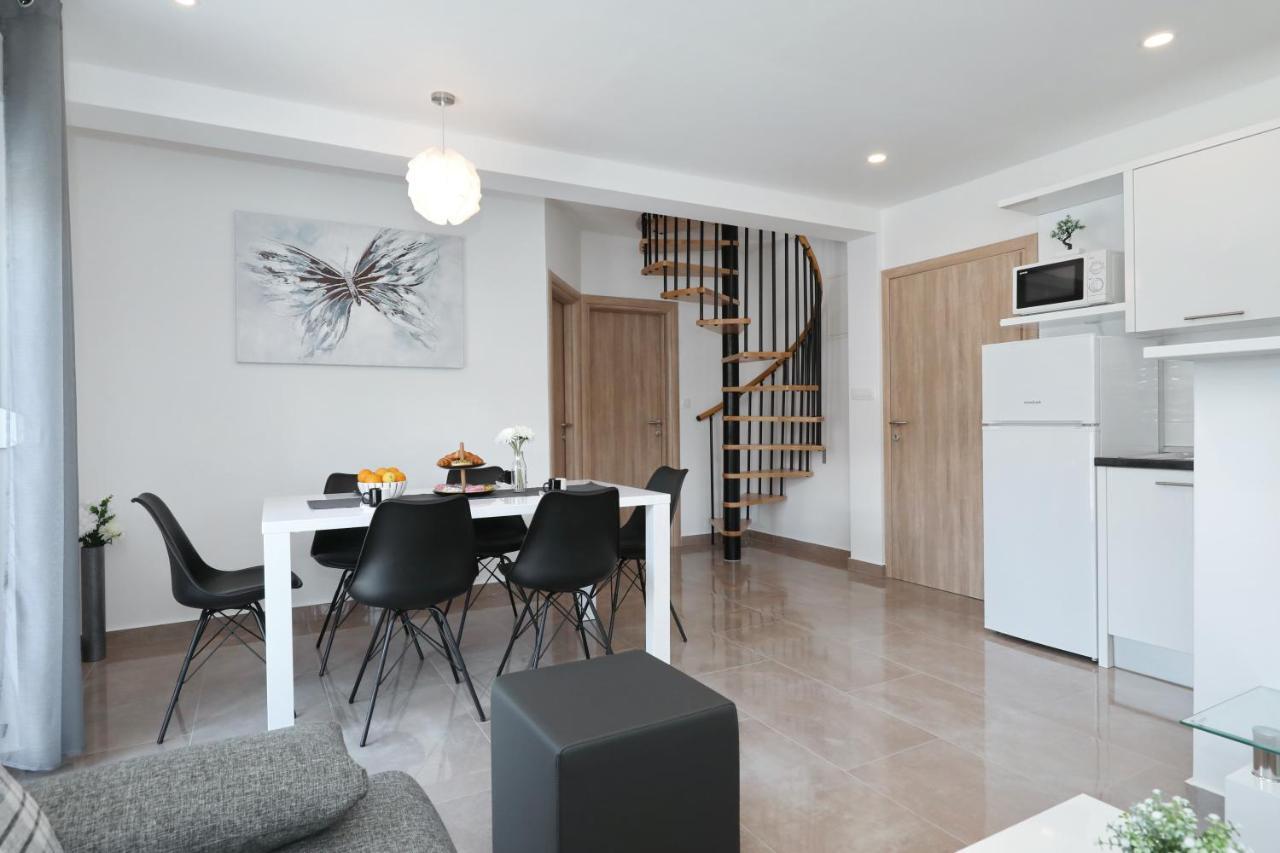 Villa Silver Стариград-Пакленица Екстериор снимка