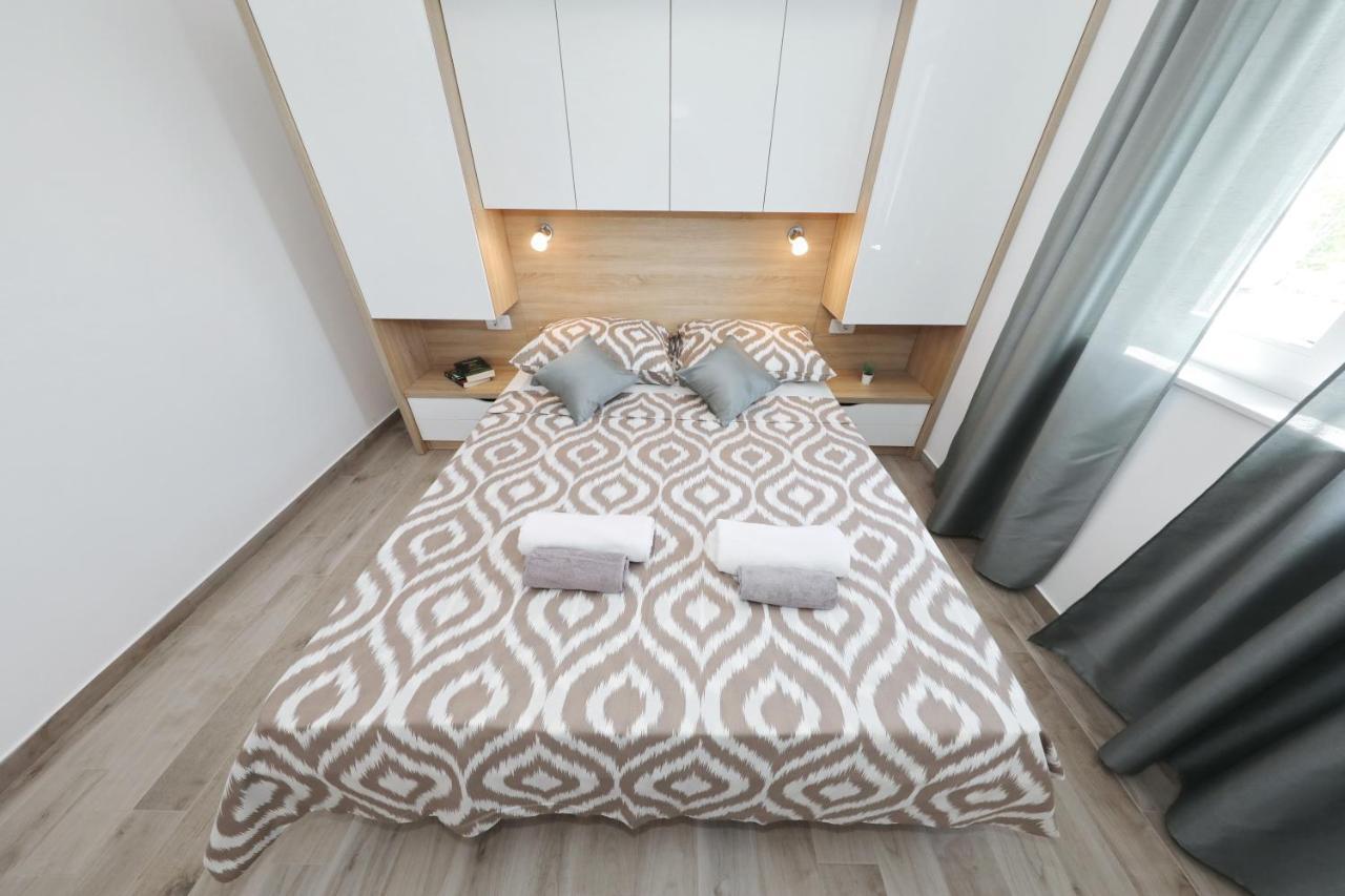 Villa Silver Стариград-Пакленица Екстериор снимка